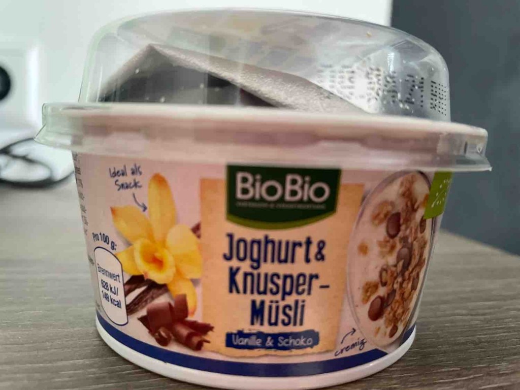 Joghurt & Knusper-Müsli, Vanille & Schoko von jokergu | Hochgeladen von: jokergu
