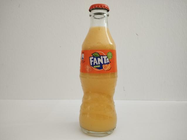 Fanta Orange Mit fruchtigem Orangengeschmack, Orange | Hochgeladen von: micha66/Akens-Flaschenking