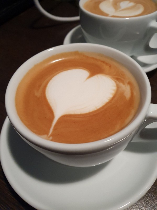 Cappuccino, mit Milchschaum (3,8%) von Snoosy | Hochgeladen von: Snoosy