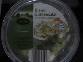 Klarer Gurkensalat mit Zwiebeln und Dilldressing, Gurke | Hochgeladen von: marina5376