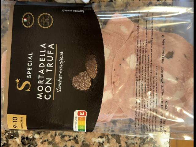 Hochgeladen von: daniverdarii Hochgeladen von: daniverdarii