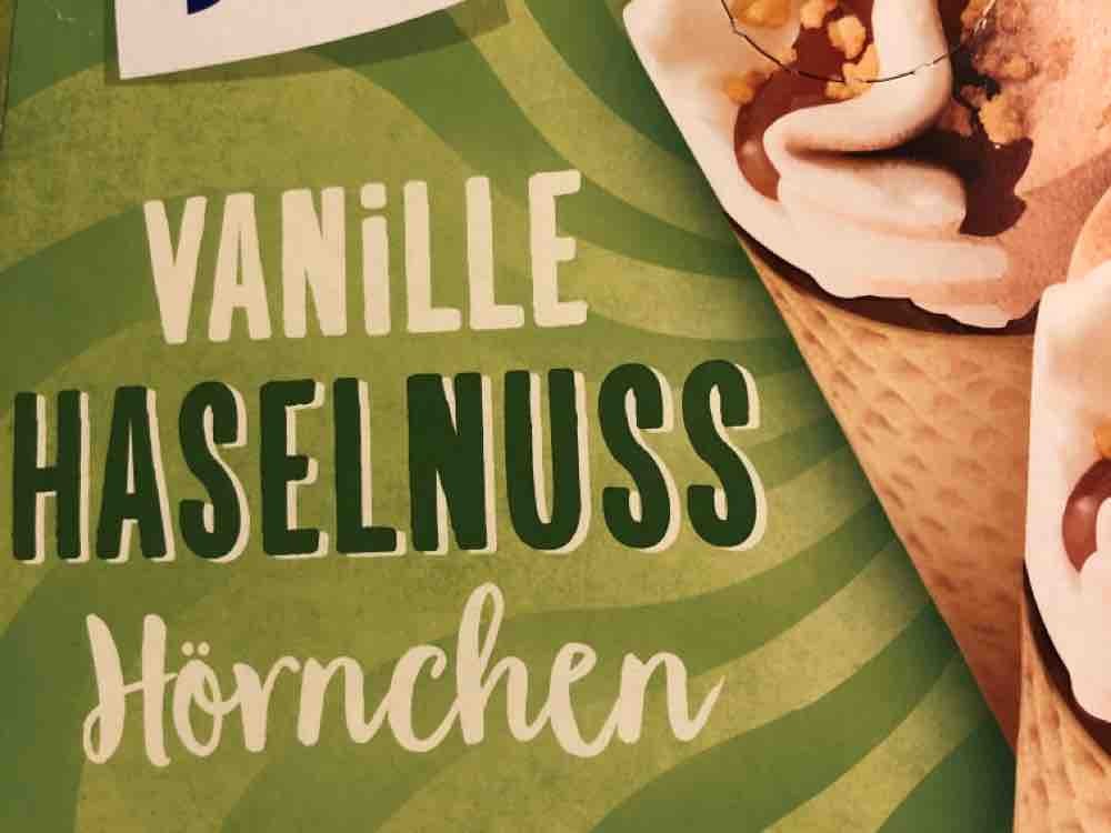 Vanille Haselnuss Hörnchen, Eiscreme von claravioletta | Hochgeladen von: claravioletta