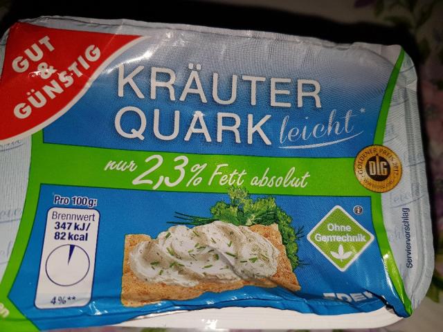 Kräuterquark, 2.3 % Fett absolut von SerafinaDraconis | Hochgeladen von: SerafinaDraconis