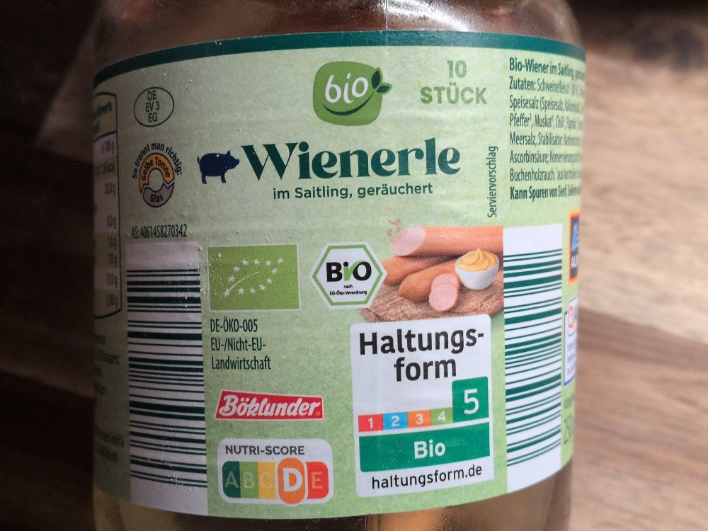 Hochgeladen von: MKG84