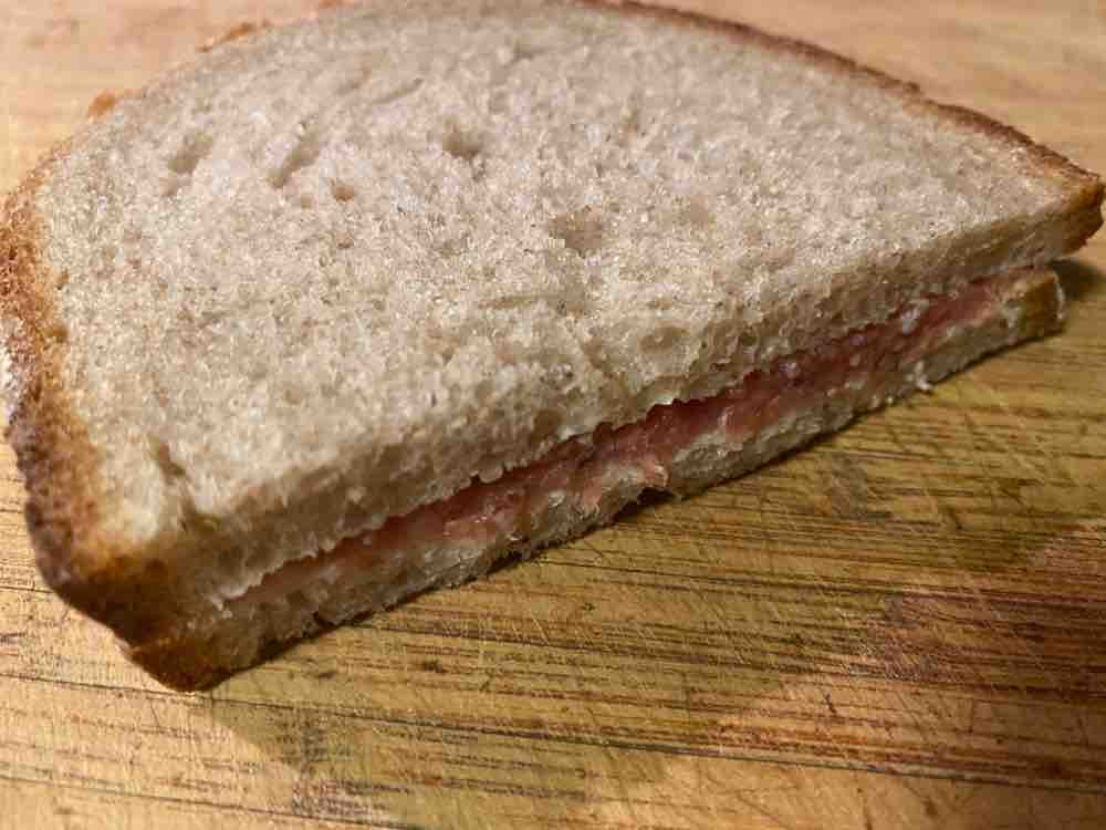 Brot(36g) mit Pfeffermett, mit Magerine von malida | Hochgeladen von: malida