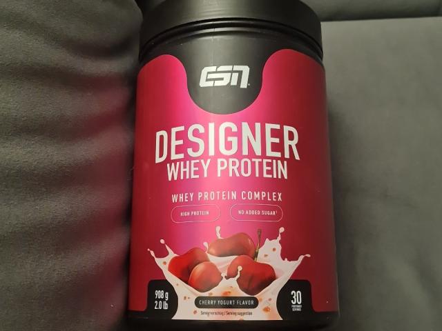 ESN Designer Whey Cherry Yoghurt mit Milch, 1,5%Fett von Yoorin | Hochgeladen von: Yoorin