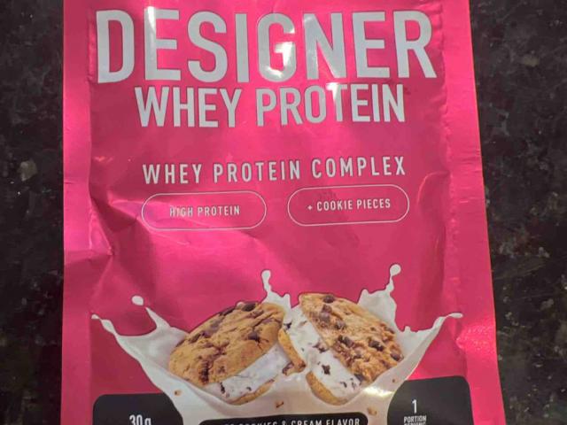 Designer Whey white cookies & cream by julixxxxx | Uploaded by: julixxxxx