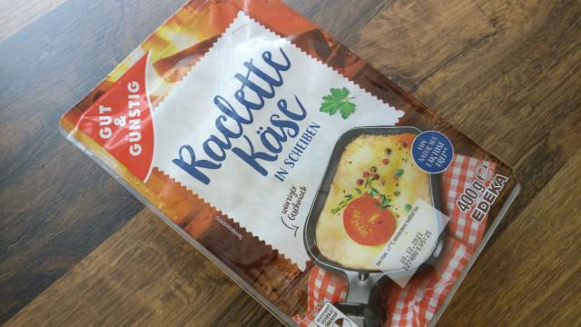 Raclette Käse, in Scheiben von davidkeith | Hochgeladen von: davidkeith