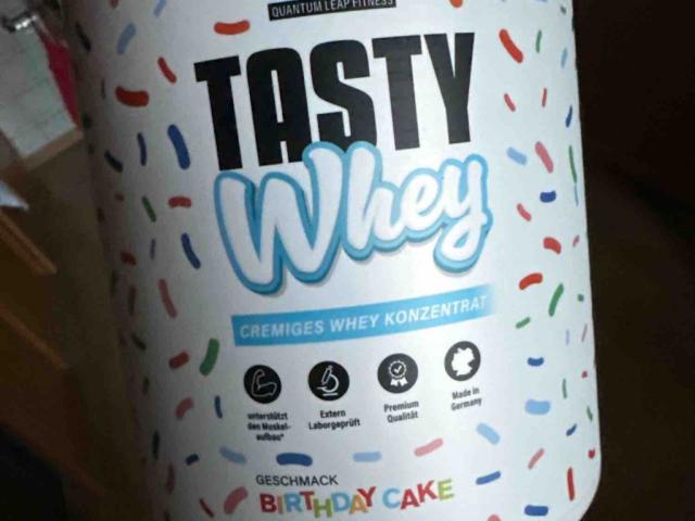 tasty whey, birthday cake by dome123 | Hochgeladen von: dome123