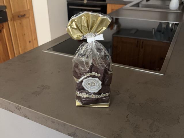 Hochgeladen von: GretaT Hochgeladen von: GretaT