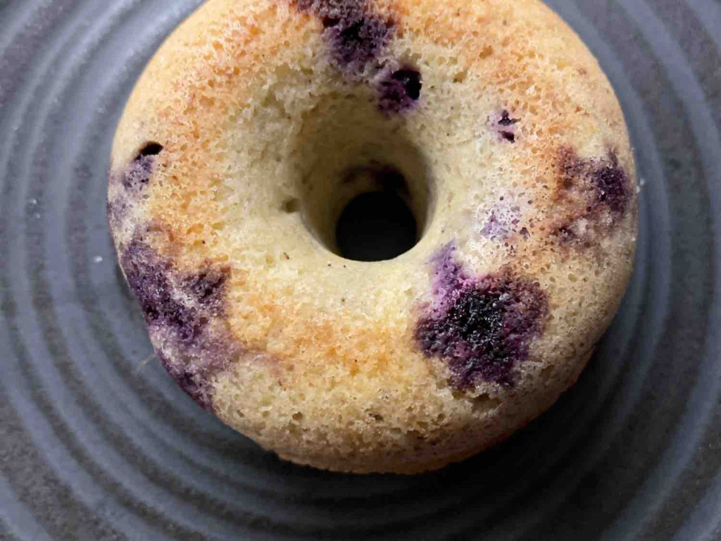 Blaubeer Zitrone Donut (ohne Schokolade), mit Erythrit von janid | Hochgeladen von: janid83648