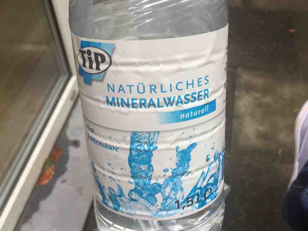 Natürliches Mineralwasser, naturell von jennyluki | Hochgeladen von: jennyluki