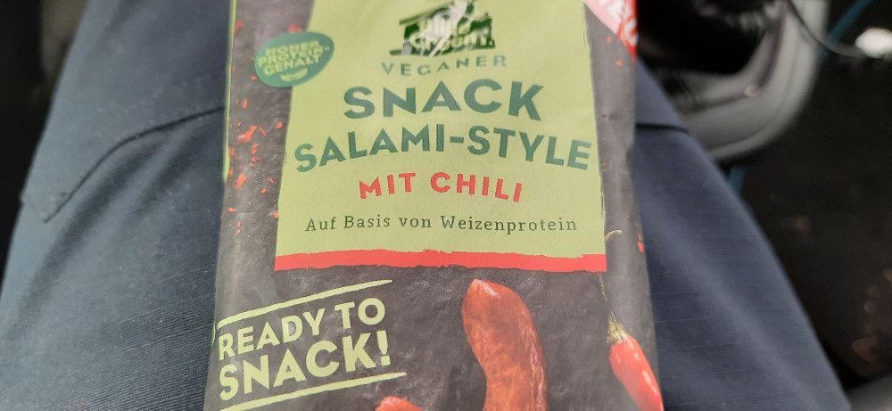Snack Salami Style, Mit Chili von Shamus McBond | Hochgeladen von: Shamus McBond