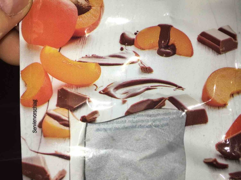 Aprikosen getrocknet mit Edel-Vollmilch-Schokolade, Fruchtig Süß | Hochgeladen von: markusspeicher915