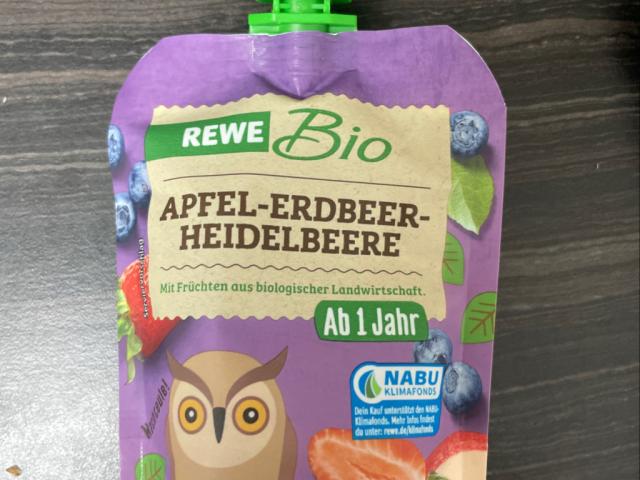 Rewe Bio Apfel-Erdbeer-Heidelbeeren-Mark von Elli Girl | Hochgeladen von: Elli Girl