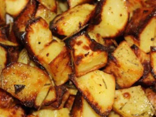 Patate, al forno by alexghid | Uploaded by: alexghid