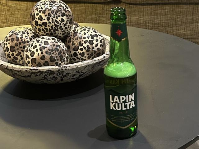 Hochgeladen von: JoshiR11