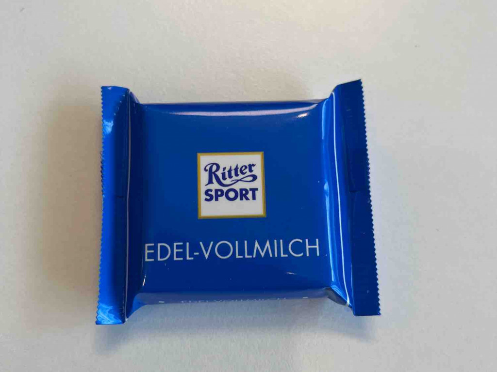 Ritter Sport Mini - Edel-Vollmilch von leonstoyanopoulos | Hochgeladen von: leonstoyanopoulos