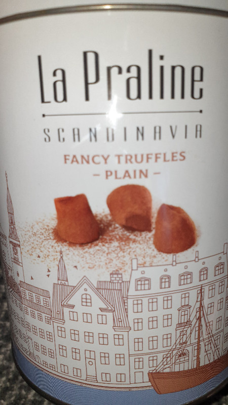 La Praline cocoa powdered fancy truffels von Emanuela361 | Hochgeladen von: Emanuela361