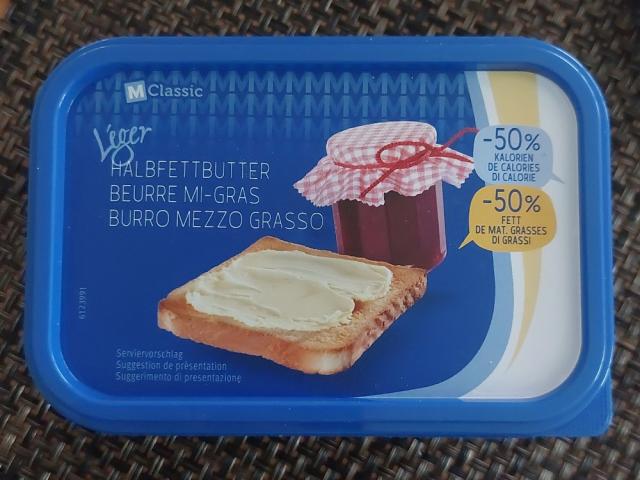 Halfettbutter Léger, -50% Kalorien/-50% Fett von Caro1972 | Hochgeladen von: Caro1972 Halfettbutter Léger, -50% Kalorien/-50% Fett von Caro1972 | Hochgeladen von: Caro1972