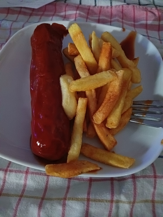 Geflügel Currywurst von Ekaterini Coutri | Hochgeladen von: Ekaterini Coutri