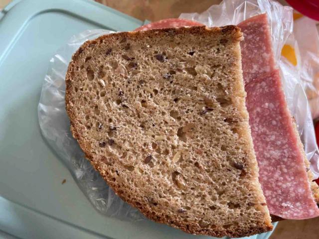 Pausenbrot mit Salami, herzhaft von philoo117 | Hochgeladen von: philoo117