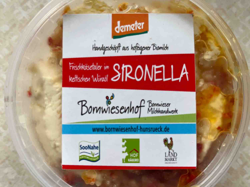 Sironella, Frischkäse im Würzöl von CHARB | Hochgeladen von: CHARB