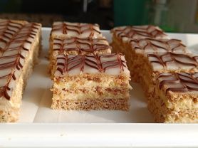 Hochgeladen von: vics liebling