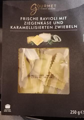 Frischer Ravioli mit Ziegenkäse und karamellisierten Zwiebeln, ( | Hochgeladen von: athanasium341