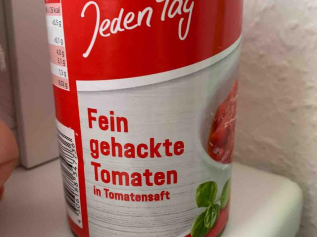 Fein gehackte Tomaten, in Tomatensaft von LeonieWo | Hochgeladen von: LeonieWo
