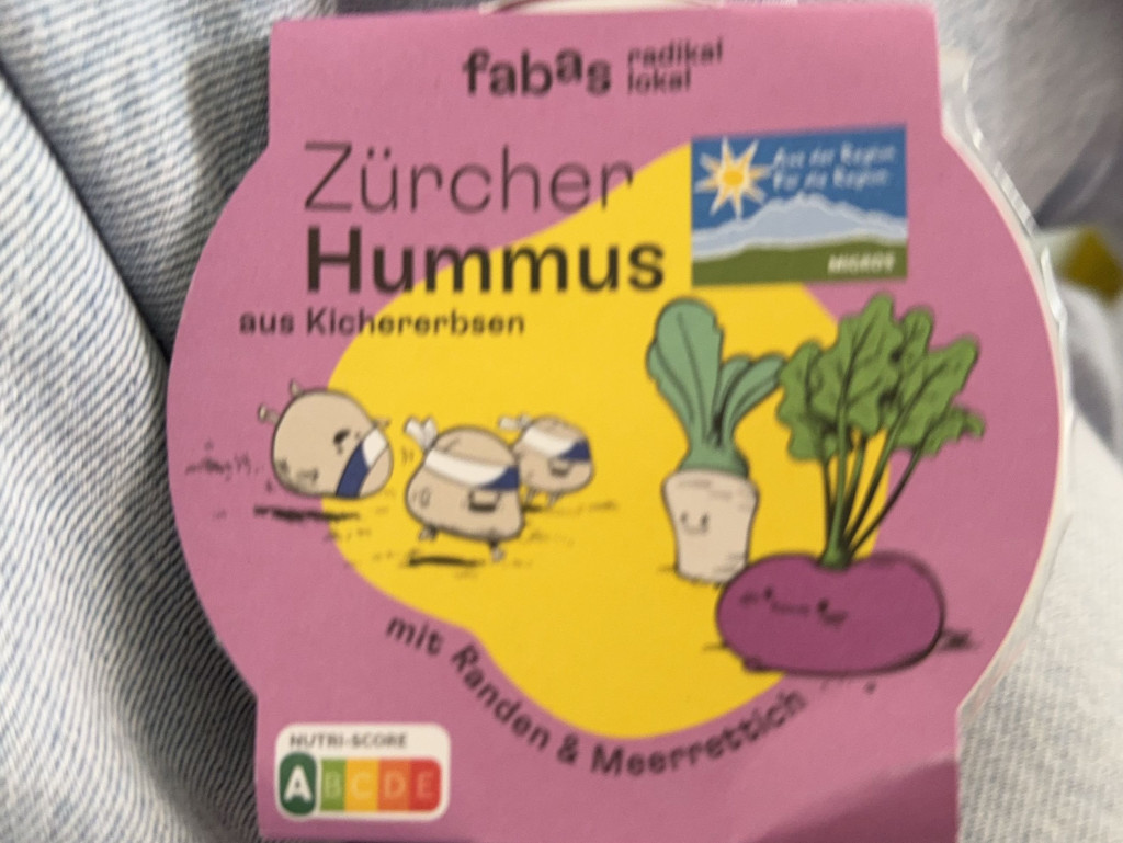 Zürcher Hummus aus Kichererbsen, mit Randen und Meerrettich von | Hochgeladen von: Dana501 Zürcher Hummus aus Kichererbsen, mit Randen und Meerrettich von | Hochgeladen von: Dana501