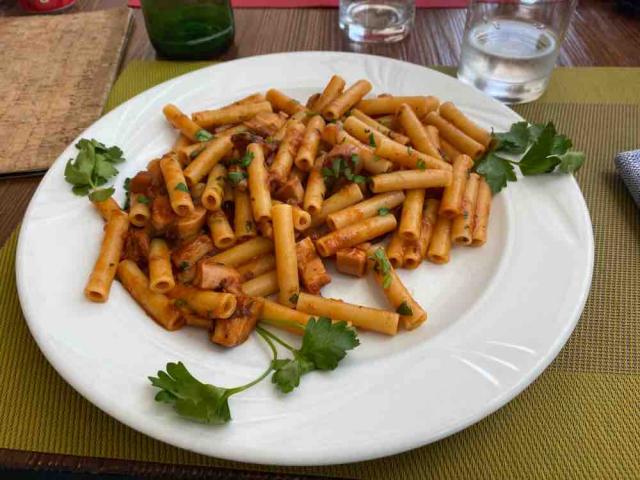 ziti con genovese di polpo by chaosgirl | Uploaded by: chaosgirl