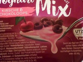 Joghurt Mix (Kirsche & Schokoloops), 3,8 % Fett | Hochgeladen von: Seidenweberin