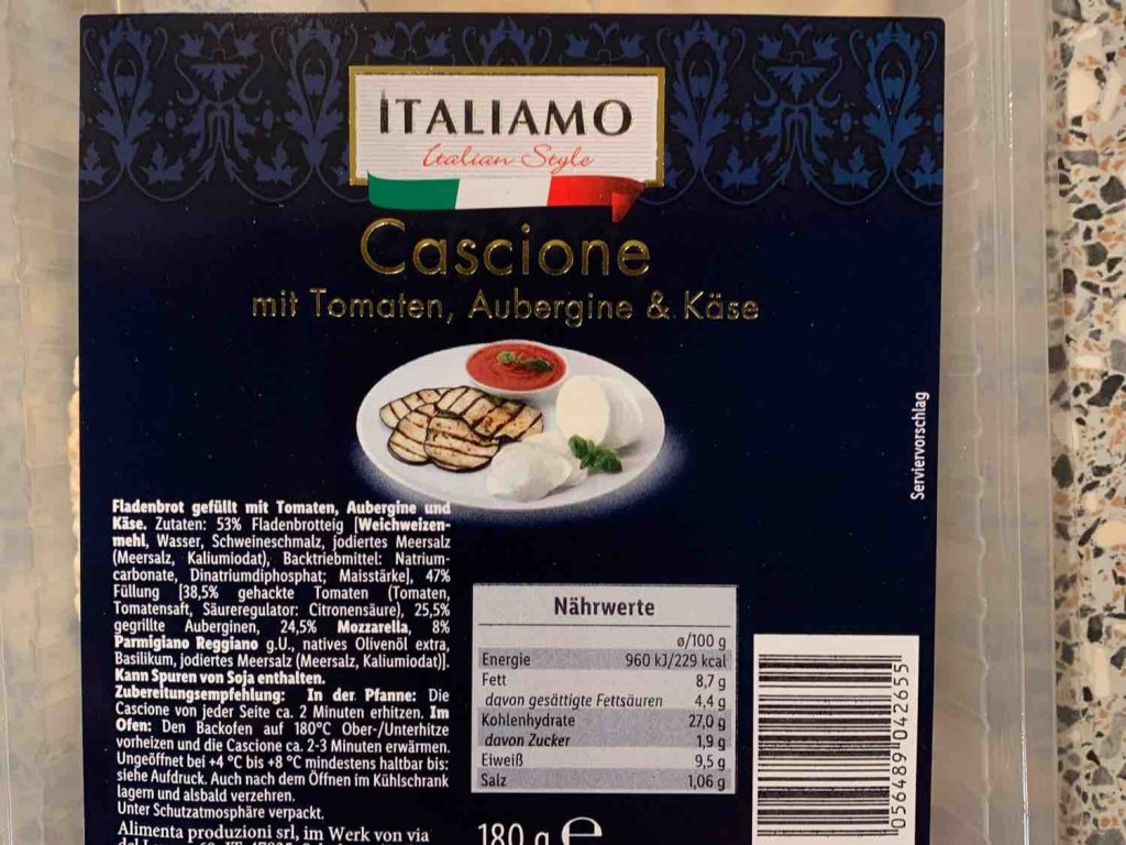 Cascione, mit Tomaten, Auberginen und Käse von haasjordan450 | Hochgeladen von: haasjordan450