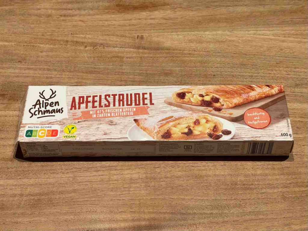 Apfelstrudel, mit 47 % frischen Äpfeln in Blätterteig von marian | Hochgeladen von: marianthum122