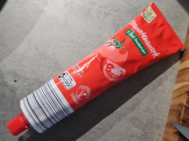 Hochgeladen von: Tanne90