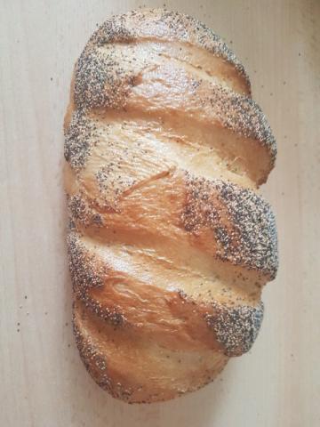 Weizenbrot Mohn, Weizenbrot mit Mohn von Jennymaus1986 | Hochgeladen von: Jennymaus1986