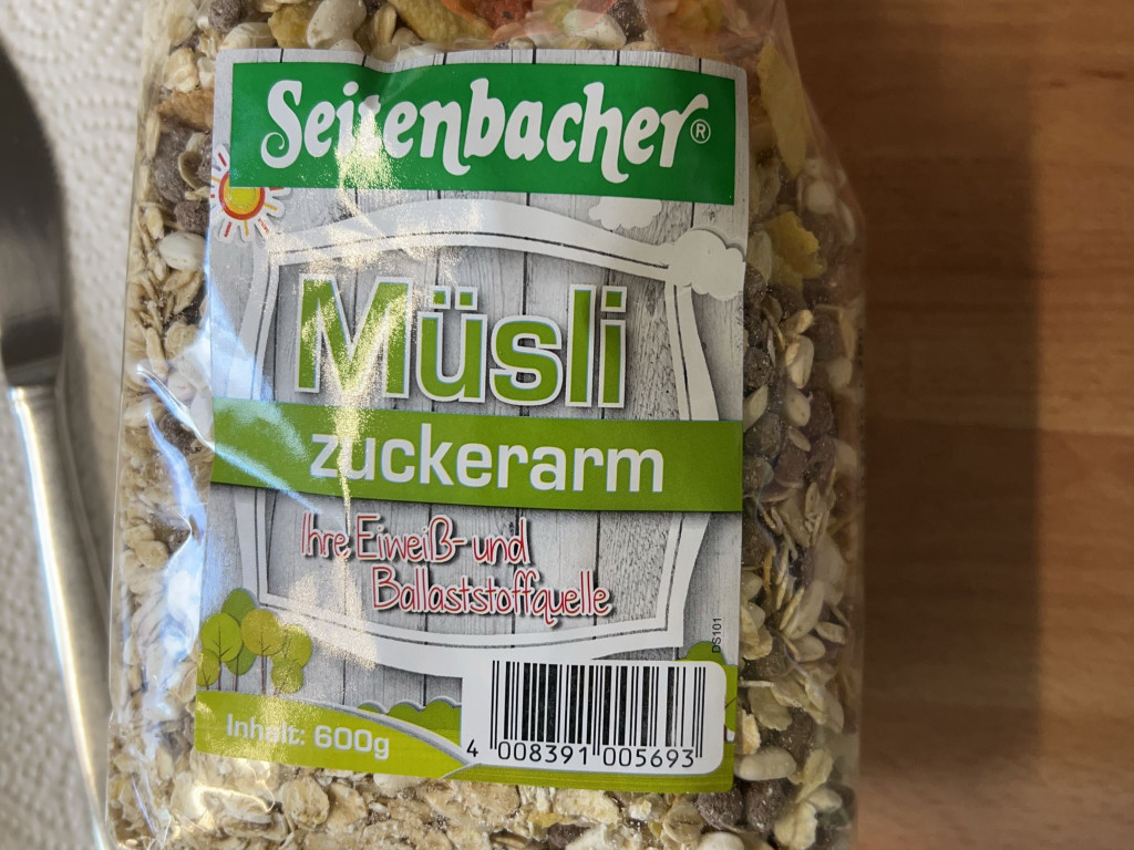 Uploaded by: MelissaJiyu25