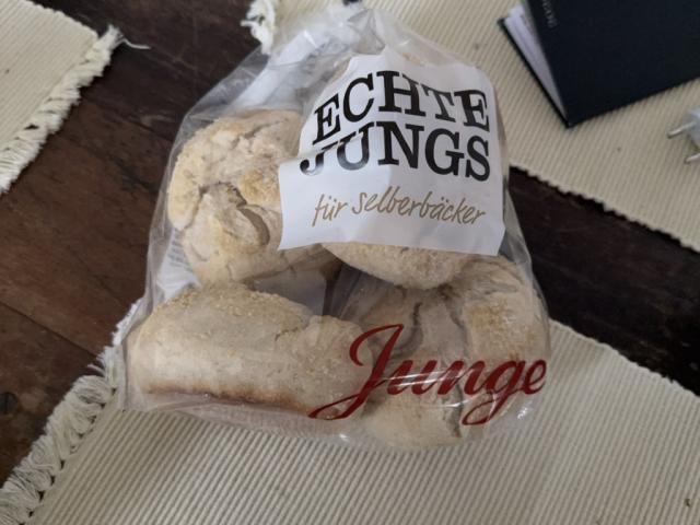 Hochgeladen von: cwi1980