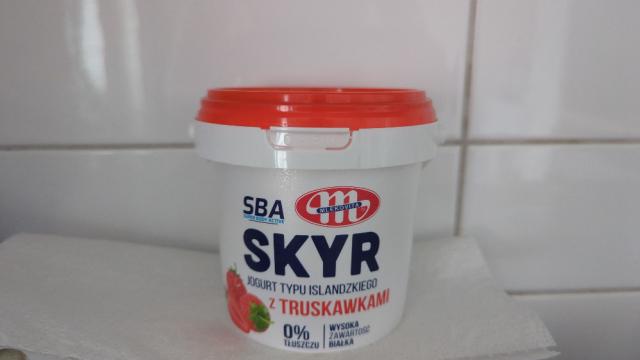 Mlekovita Skyr mit Erdbeeren, Skyr mit Erdbeeren von fifaHead44 | Hochgeladen von: fifaHead44