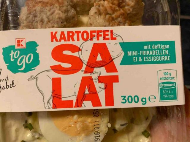 Kartoffelsalat, mit der. Frikadellen, Ei & Essiggurke von Ho | Hochgeladen von: Homer58