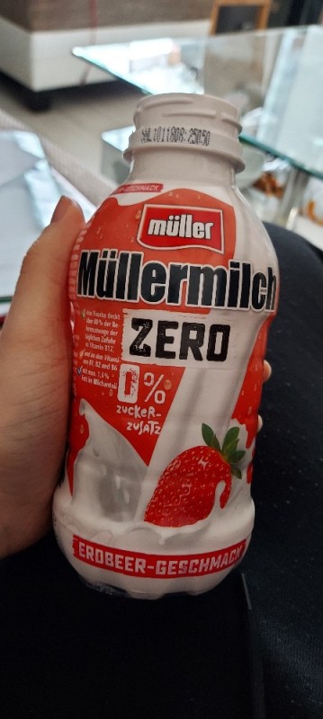 Müllermilch Zero Erdbeer von kuraiko | Hochgeladen von: kuraiko