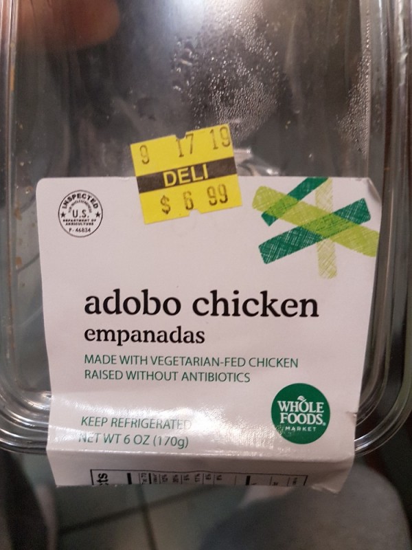 Adobo Chicken empanadas von Littlerock87 | Hochgeladen von: Littlerock87