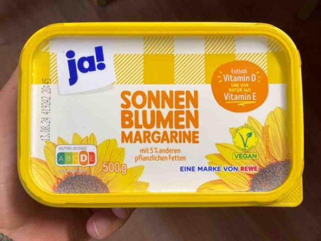 Sonnenblumen Margarine, mit 5% anderen pflanzlichen Fetten von L | Hochgeladen von: Leznif