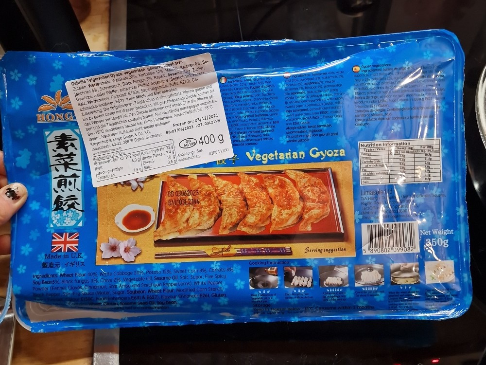 Hochgeladen von: schizzofren