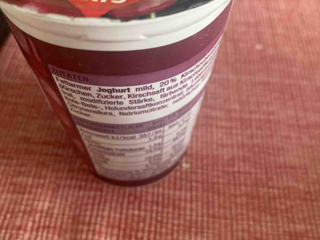 Fettarmer Fruchtjoghurt, 1,8%, Schwarzkirsche von MarcKobus | Hochgeladen von: MarcKobus