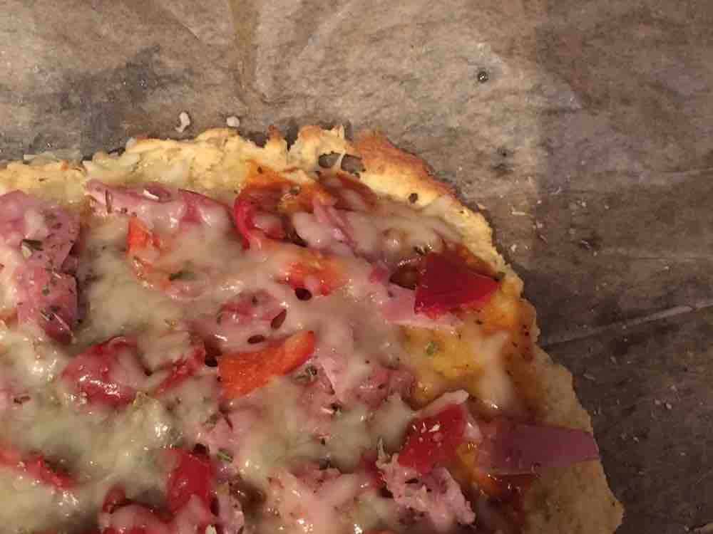 Pizza Low carb mit Mandelmehl von nurich | Hochgeladen von: nurich