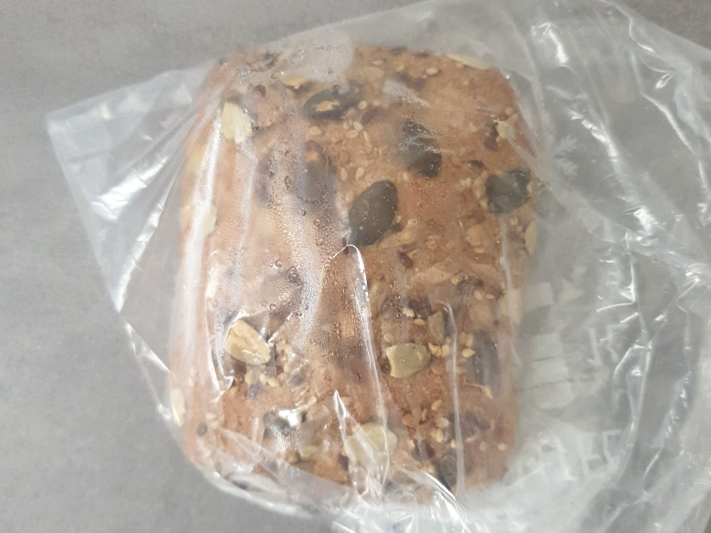 Hochgeladen von: Lona2025