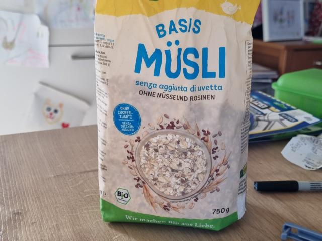 Basis Müsli by Yasu Keil | Uploaded by: Yasu Keil