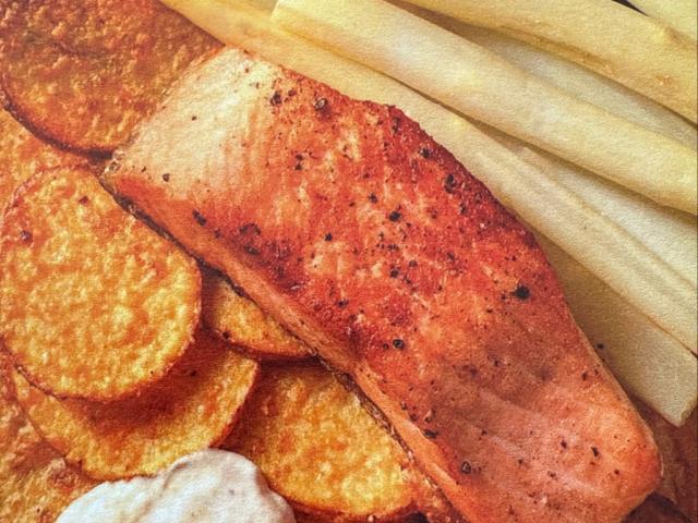 Gebratener Lachs mit weißem Spargel, Parmesankartoffeln und Senf | Hochgeladen von: Hase1974 Gebratener Lachs mit weißem Spargel, Parmesankartoffeln und Senf | Hochgeladen von: Hase1974
